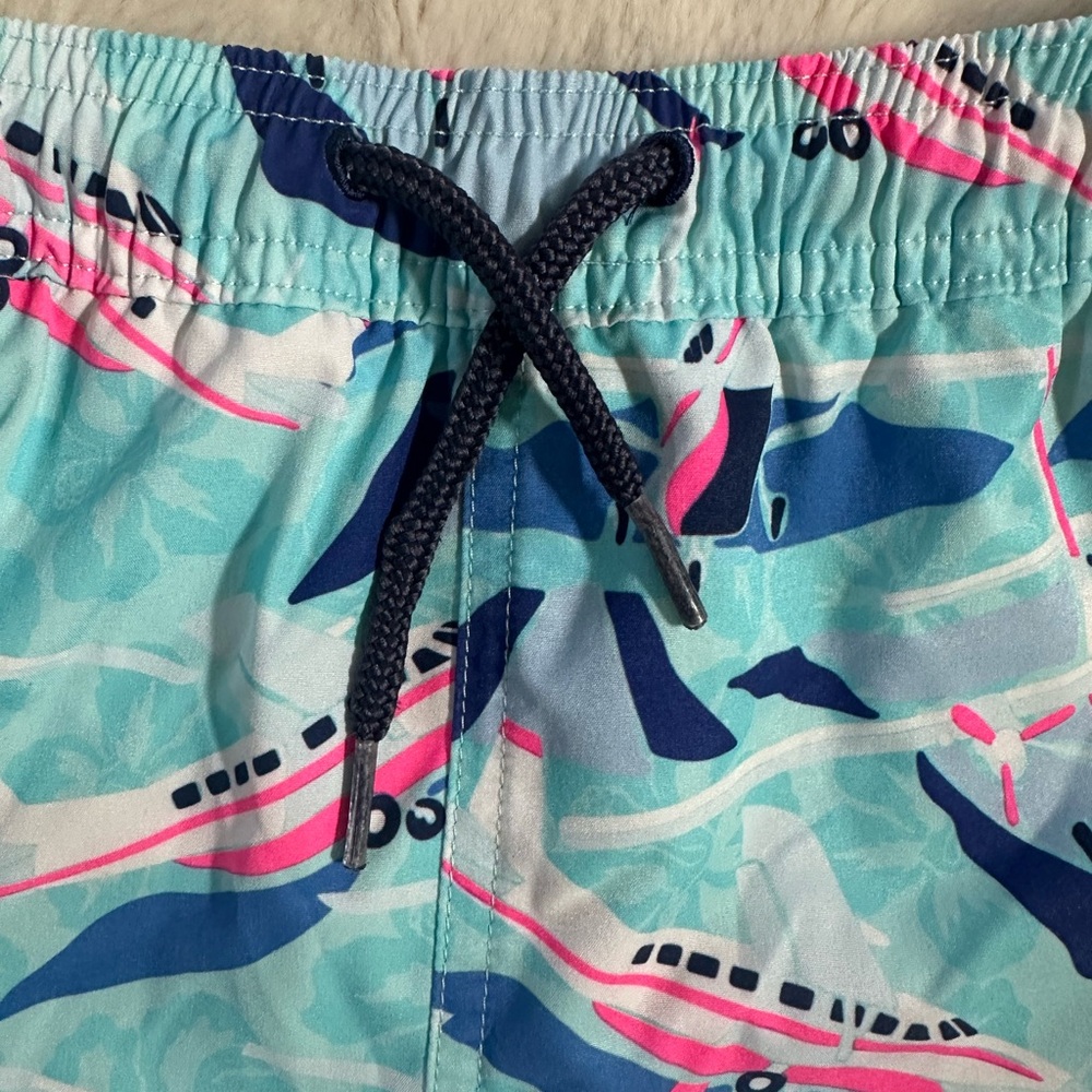 Vineyard Vines Boys M Swim Trunks /Bathing Suit
